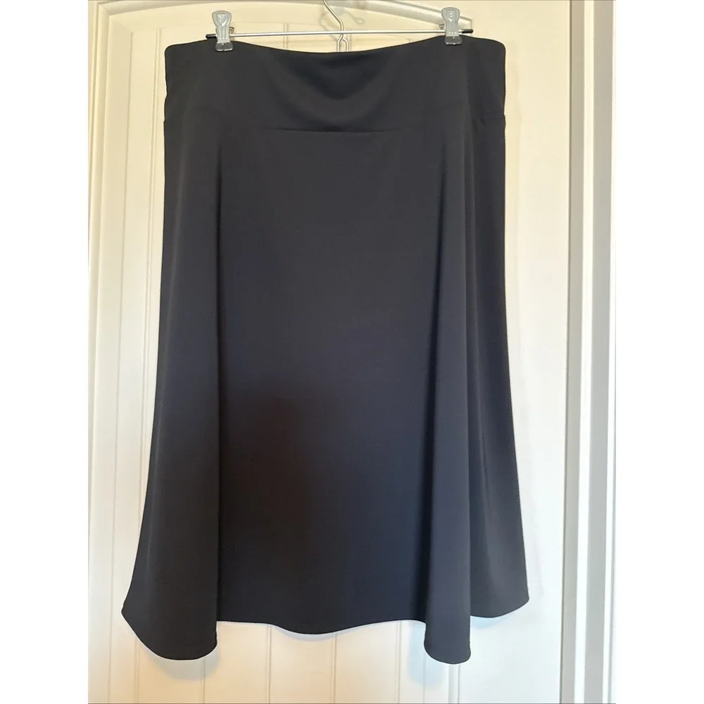 Talbots Skirt Womens Sz L Petite Black Pull On Flare Knit Casual Stretch Minimal